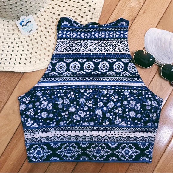 Aztec Crop Top - Picture 3 of 3